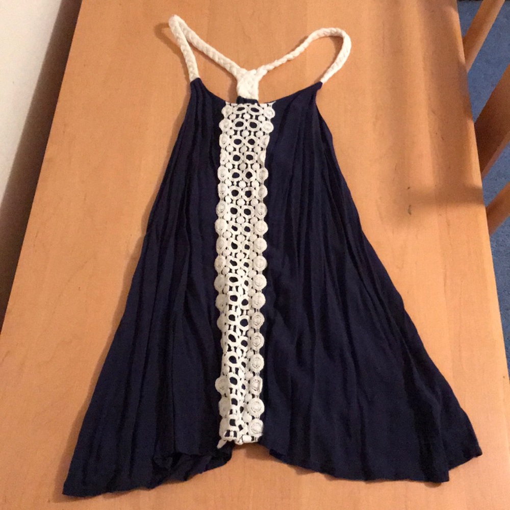 Adorable flow top with rope straps